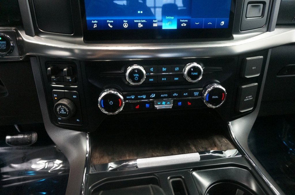 Used 2023 Ford F150 Lariat w/ Bed Utility Package AWD/4WD image 16