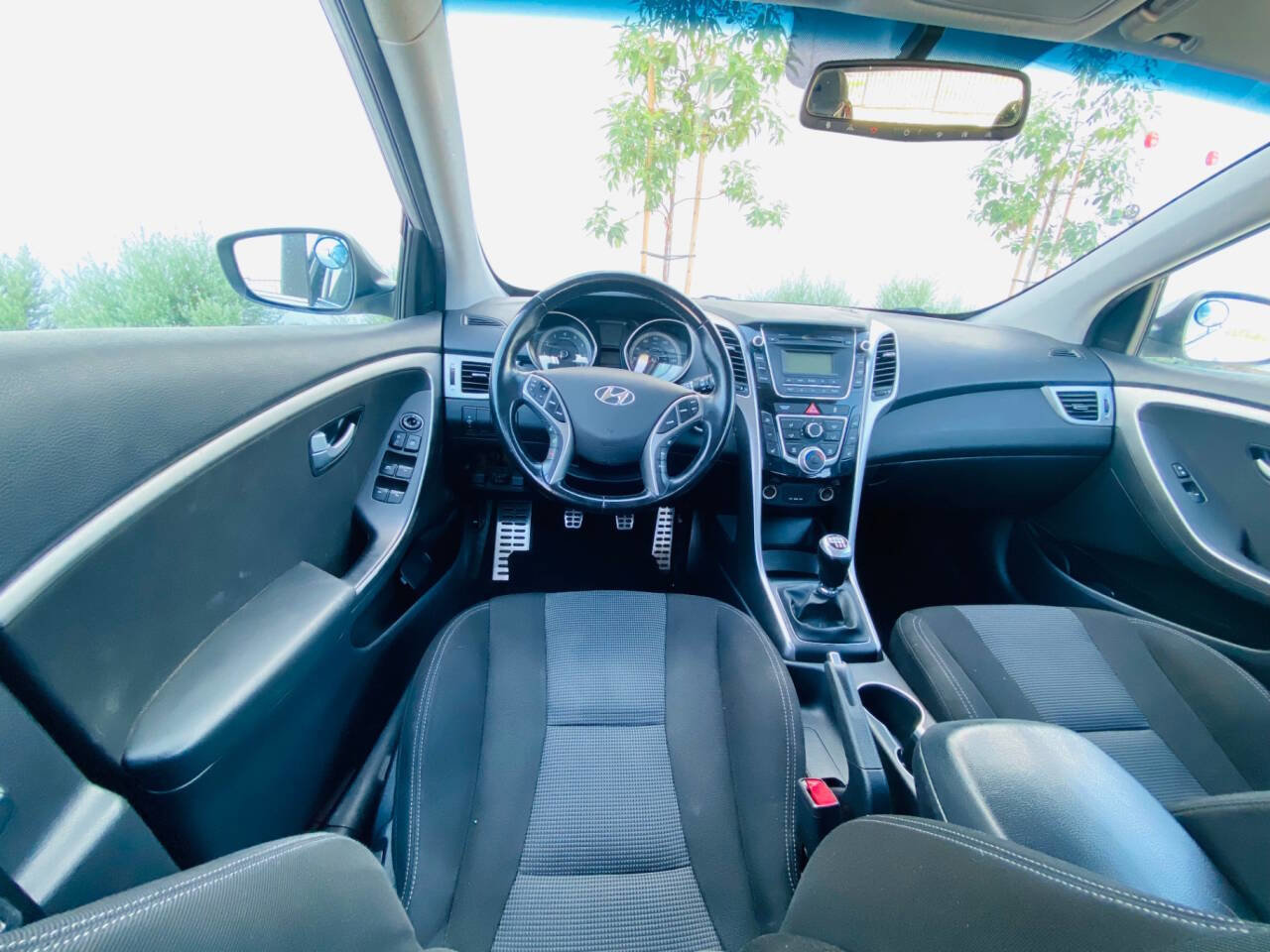 Used 2013 Hyundai Elantra GT w/ Touch & Go Pkg image 14