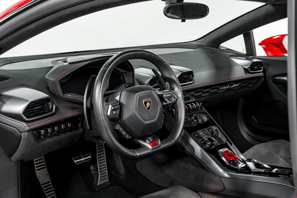 Used 2015 Lamborghini Huracan LP 610-4 image 12