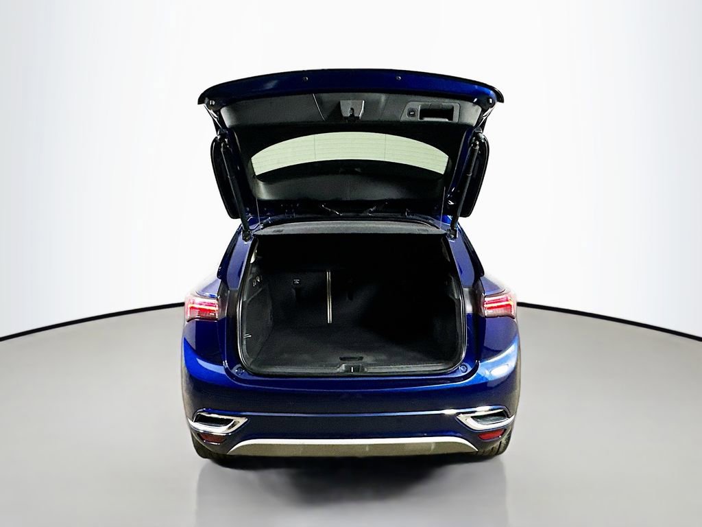 Used 2023 Buick Envision Avenir image 34