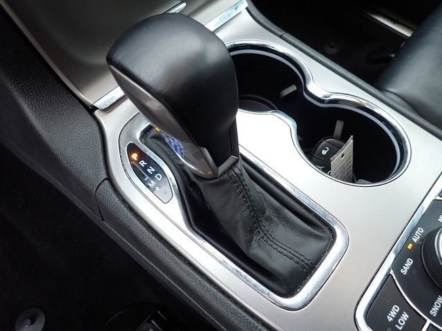 Used 2021 Jeep Grand Cherokee Limited image 25