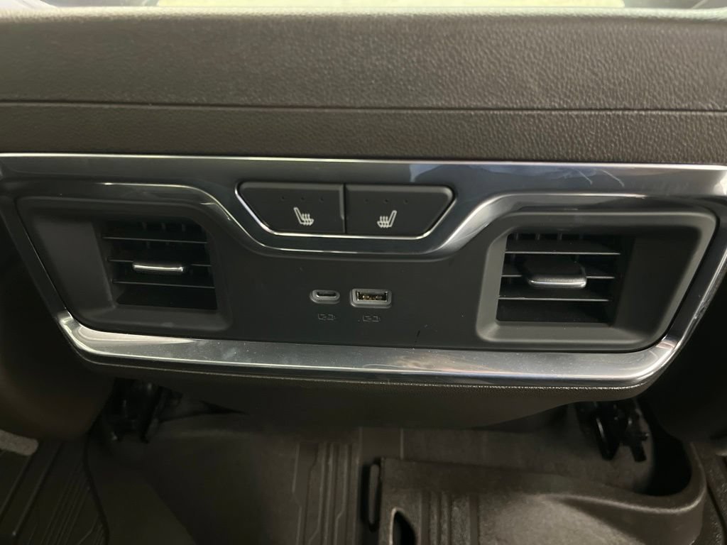 Used 2026 GMC Sierra 1500 Denali w/ Technology Package AWD/4WD image 10