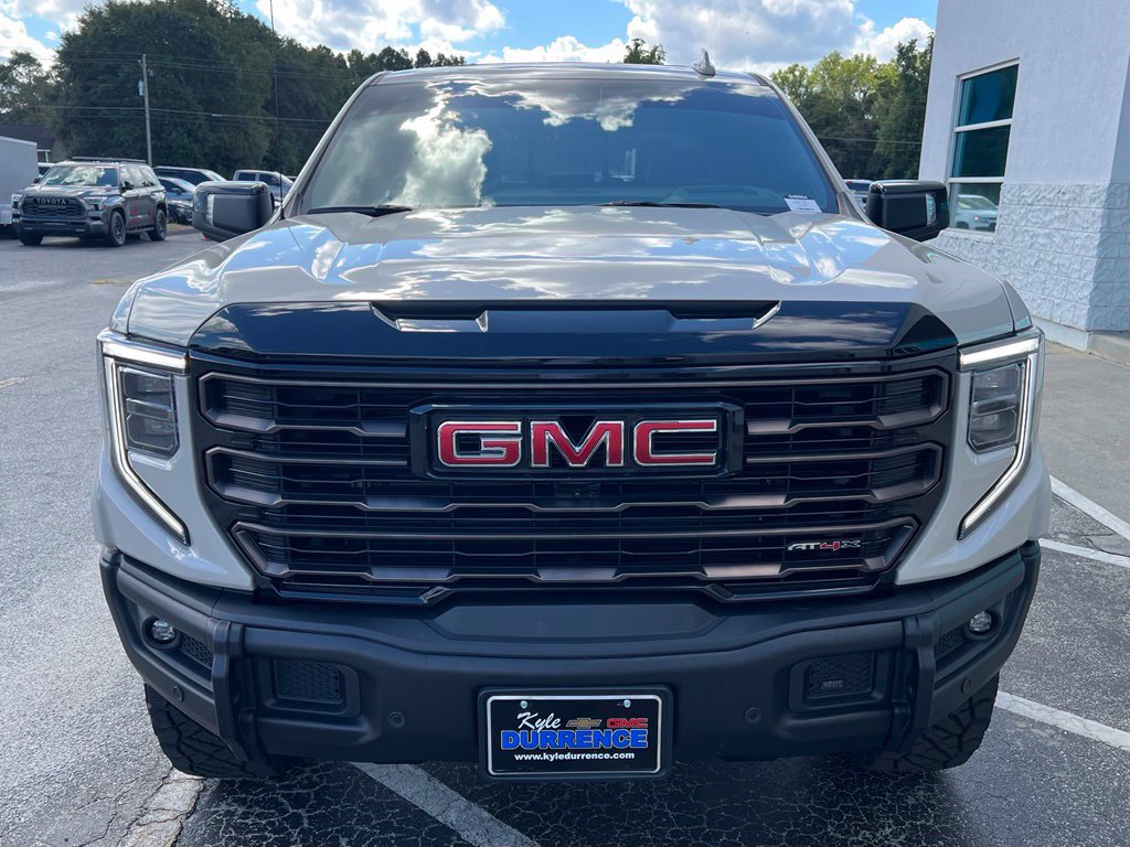 Used 2026 GMC Sierra 1500 AT4X AWD/4WD image 5