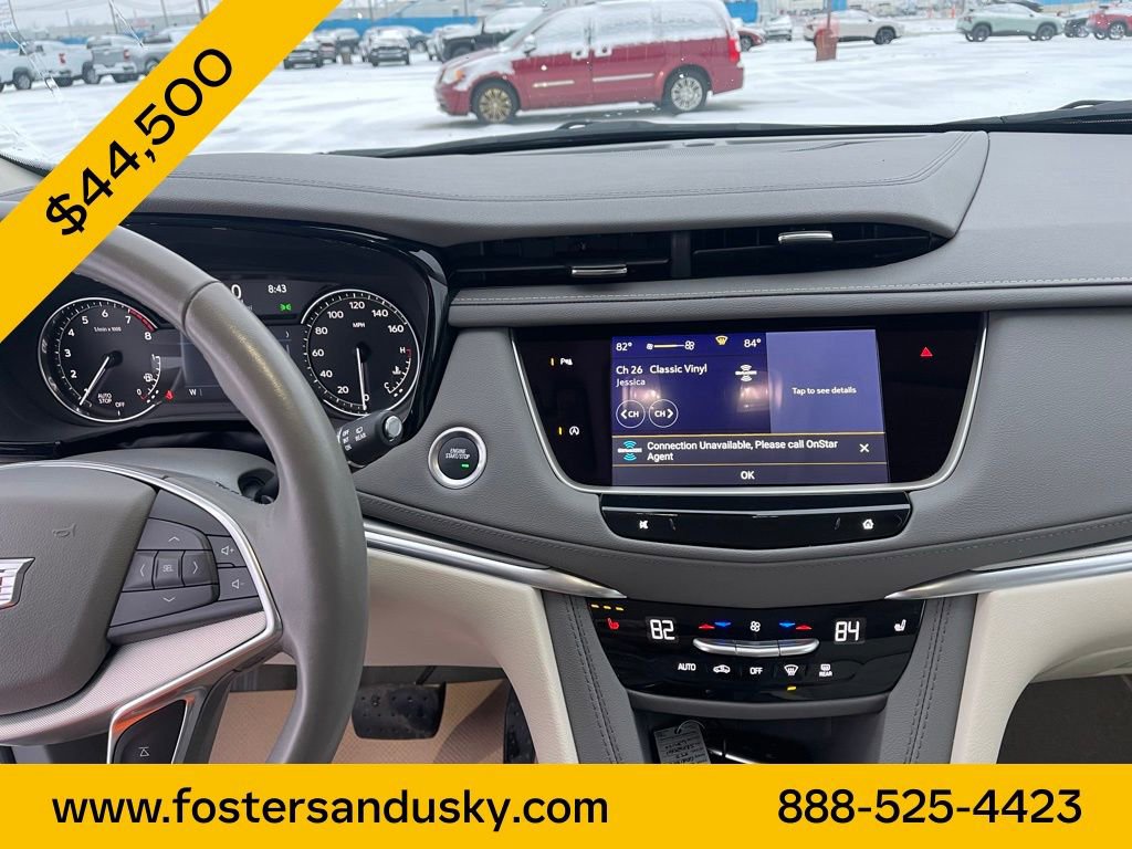 Used 2025 Cadillac XT5 Premium Luxury image 15