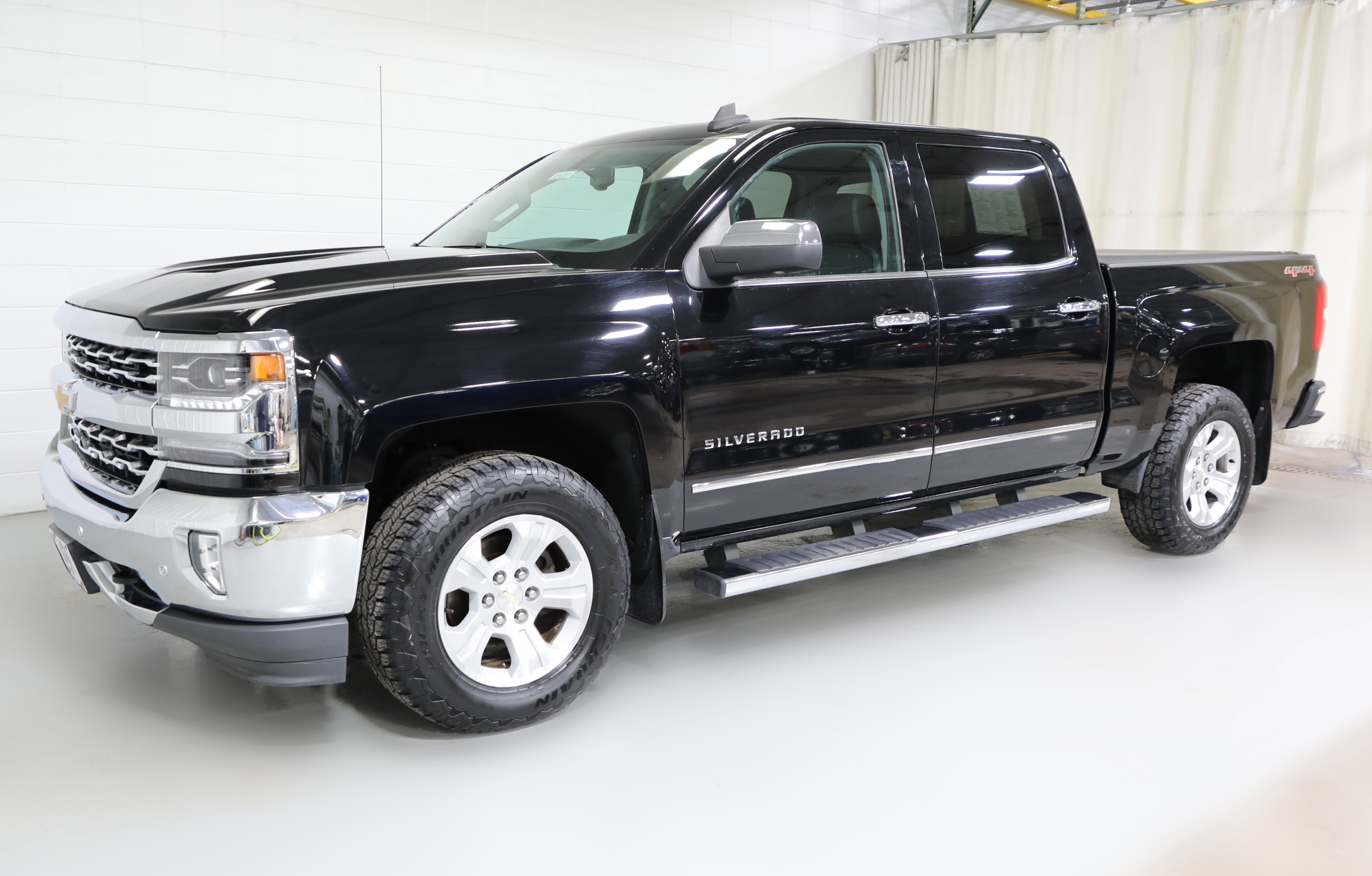 Used 2017 Chevrolet Silverado 1500 LTZ w/ Sport Package image 14