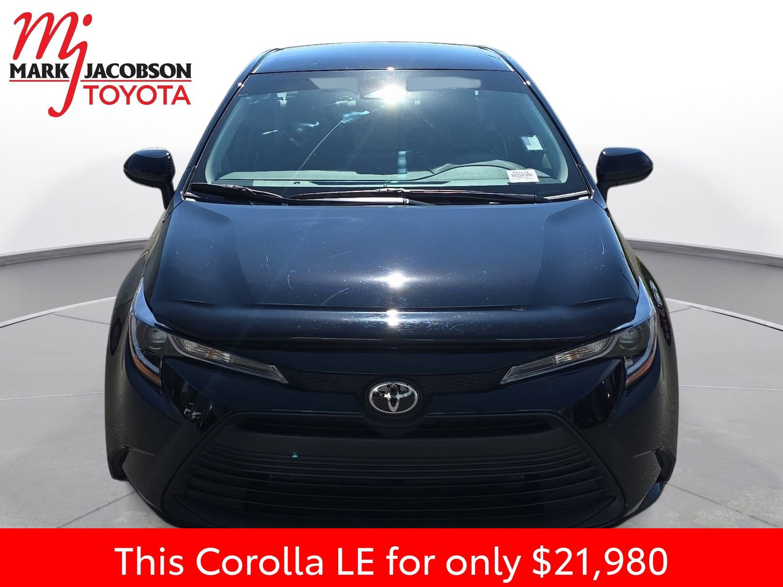 Used 2025 Toyota Corolla LE image 3