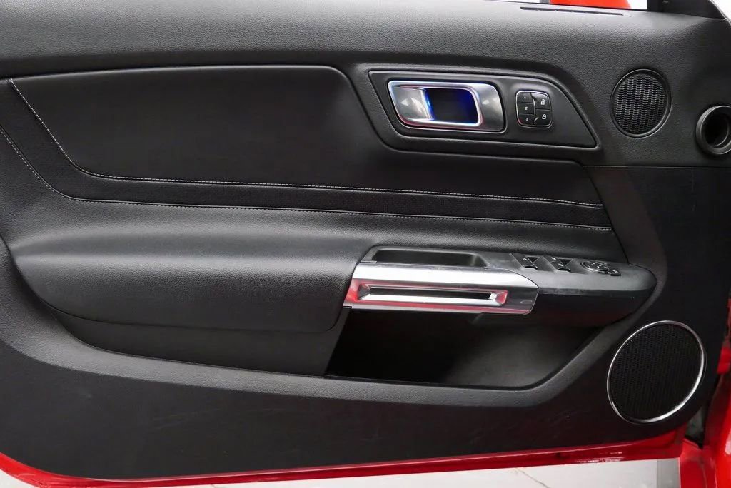 Used 2019 Ford Mustang GT Premium w/ Equipment Group 401A RWD image 12
