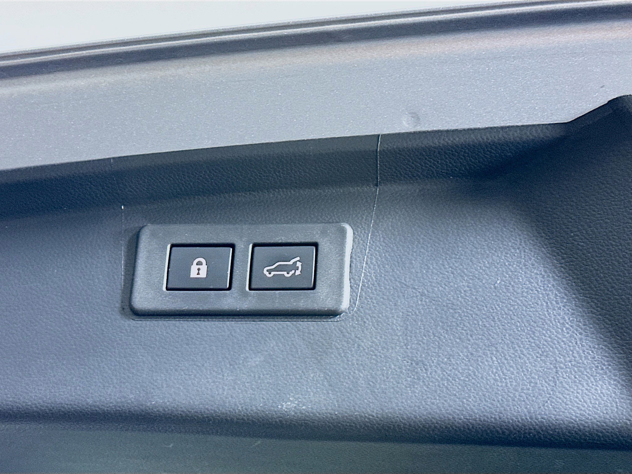 Used 2025 Subaru Outback Premium AWD/4WD image 30