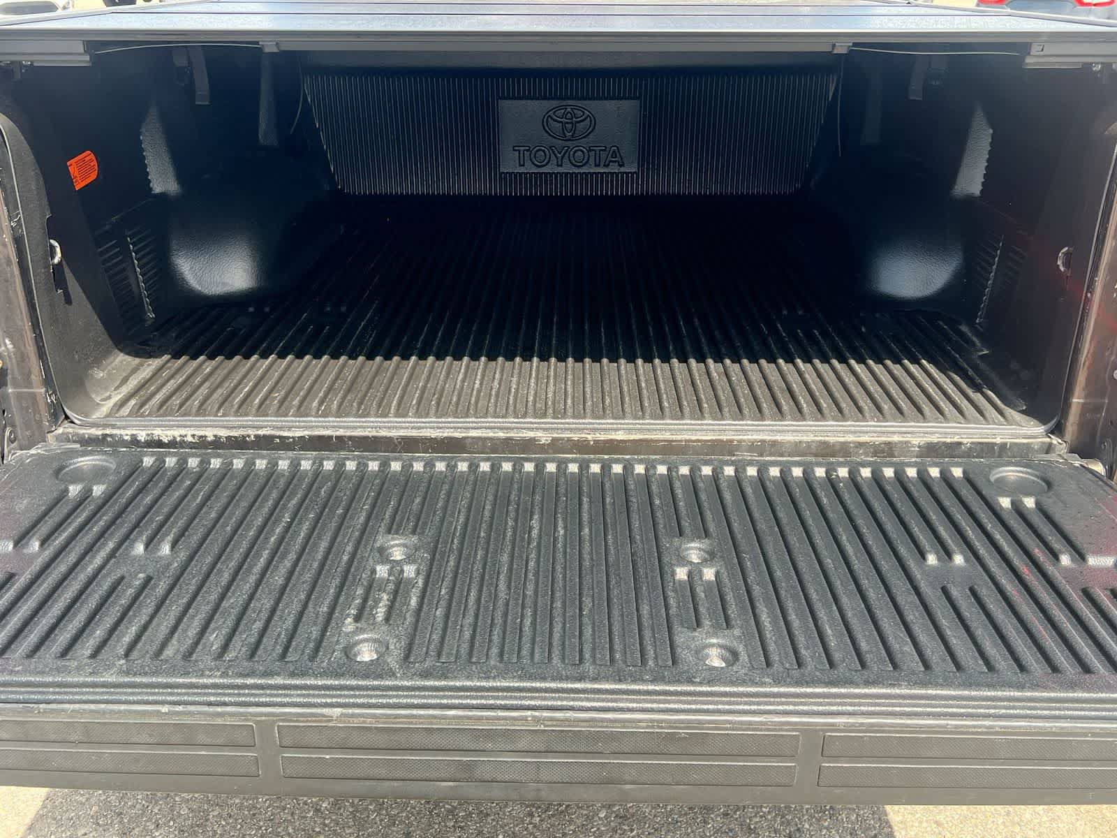 Used 2019 Toyota Tundra Platinum AWD/4WD image 34