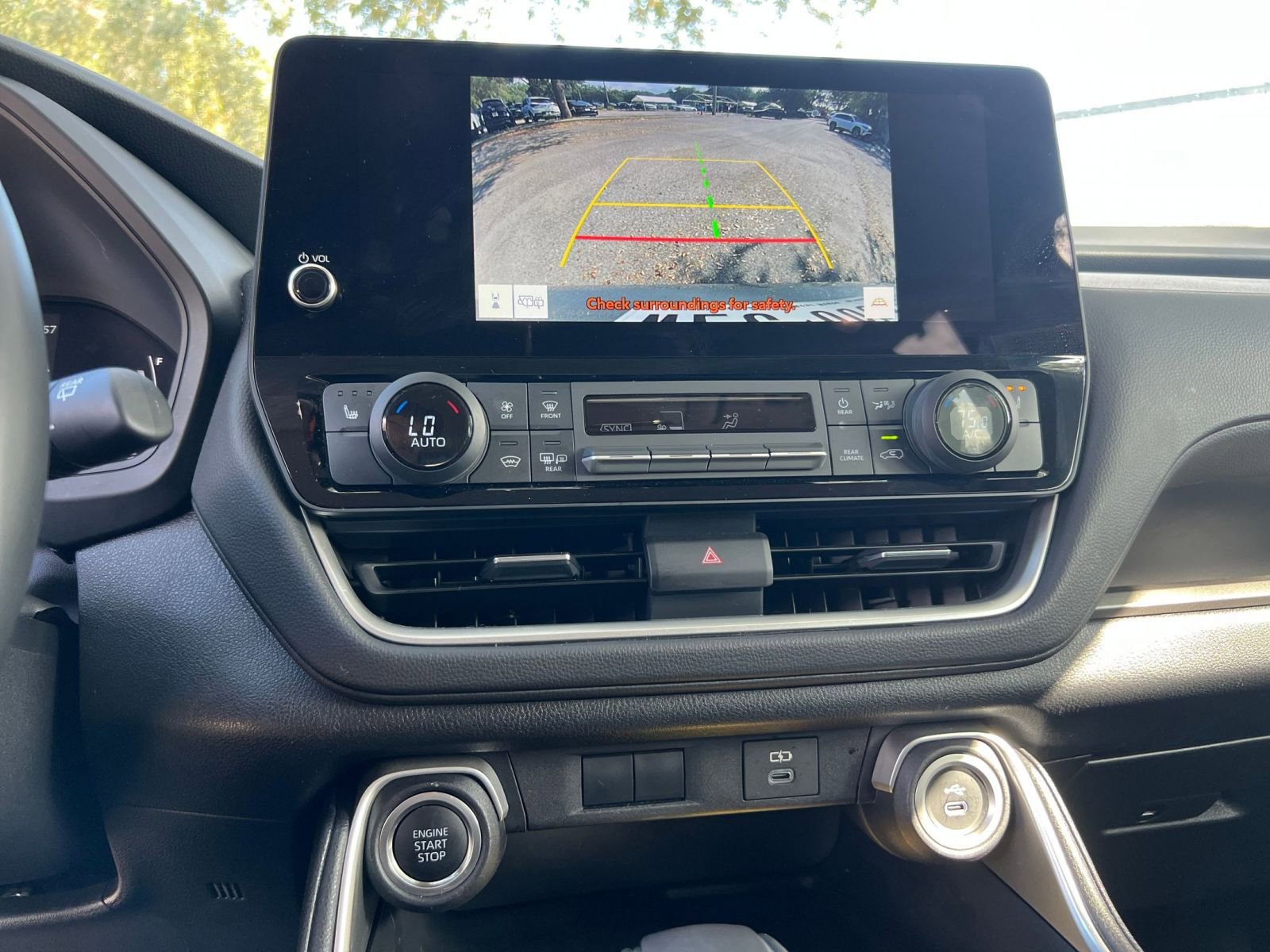 Used 2025 Toyota Grand Highlander FWD image 17