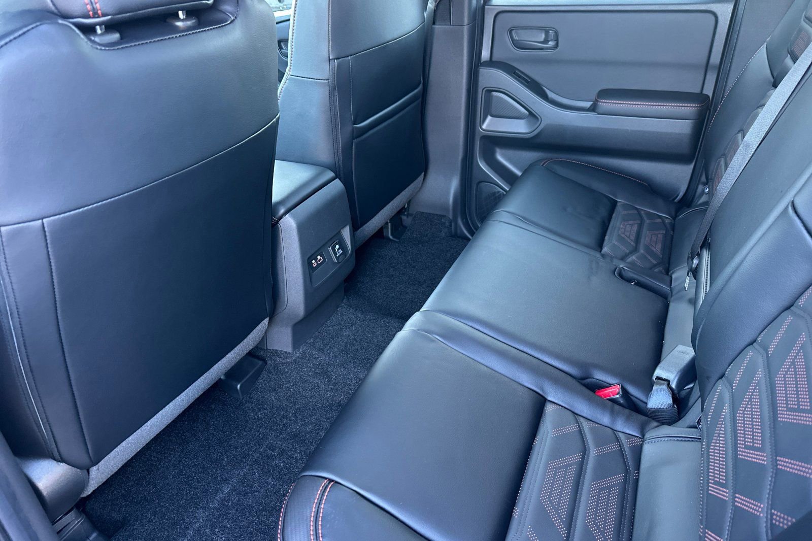 New 2026 Nissan Frontier PRO-4X w/ Pro Premium Package image 14