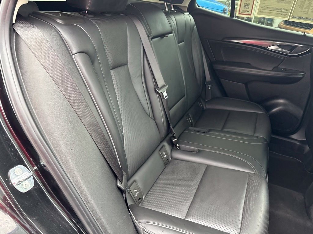 Used 2023 Buick Envision Essence FWD image 22