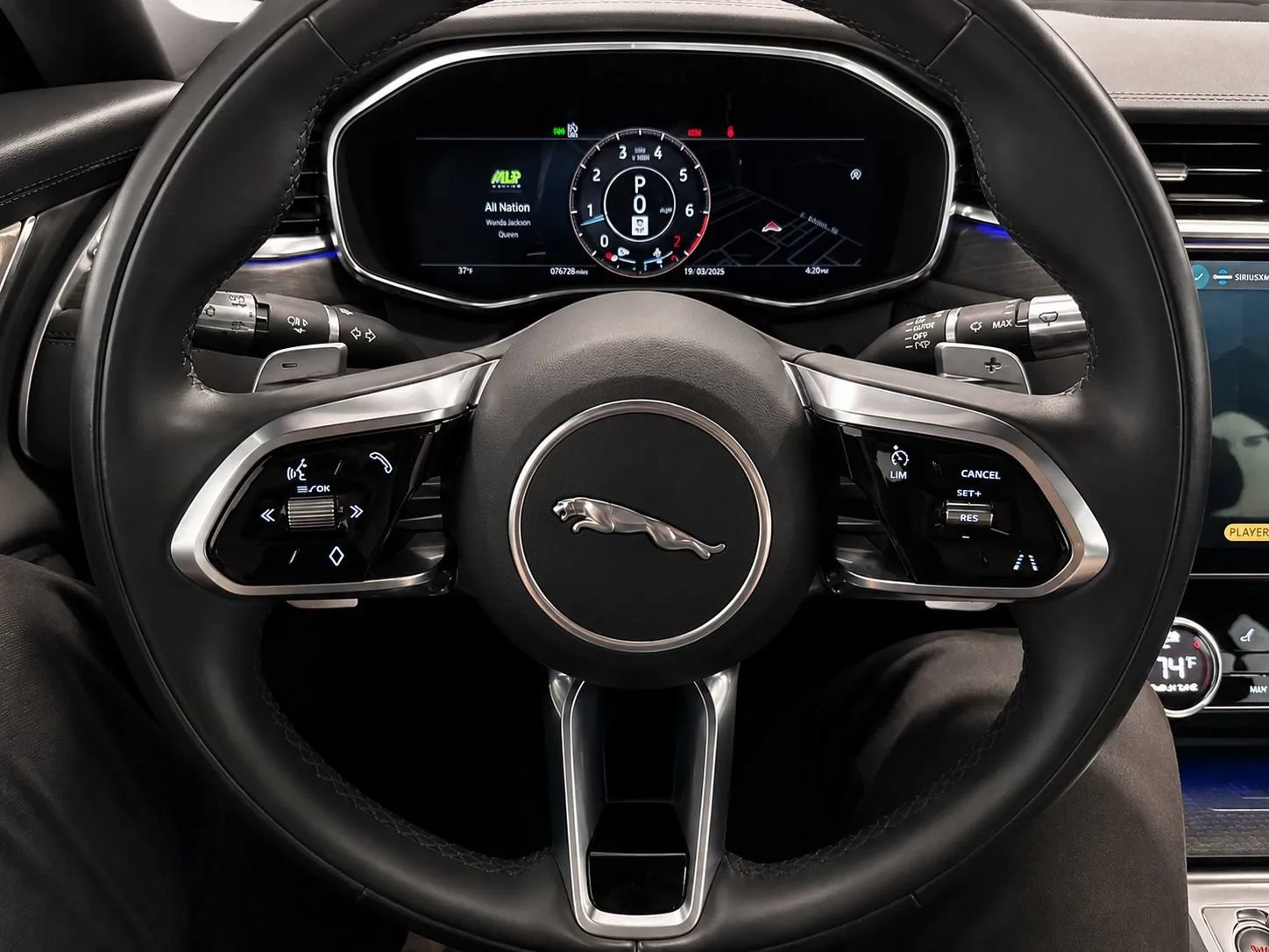 Used 2021 Jaguar XF SE RWD image 35