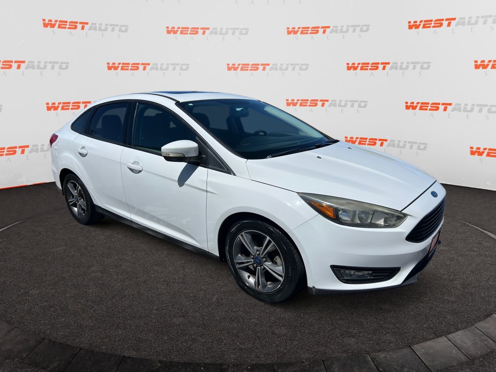 Used 2016 Ford Focus SE FWD image 7