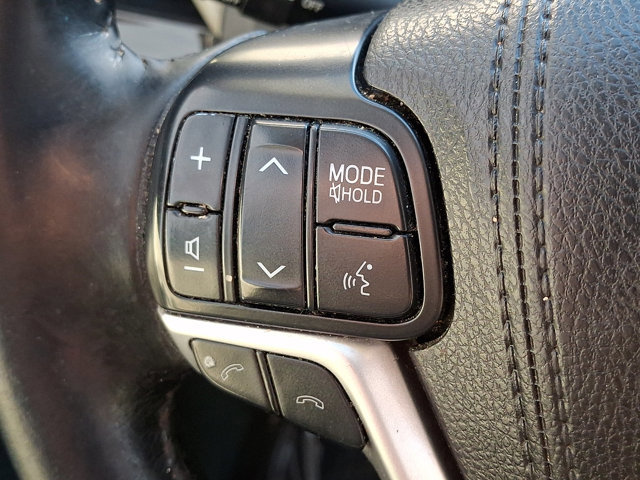 Used 2018 Toyota Sienna XLE w/ XLE Navigation Package image 24