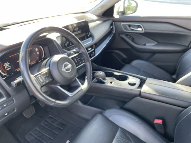 Used 2022 Nissan Rogue Platinum w/ Head-Up Display Package AWD/4WD image 14