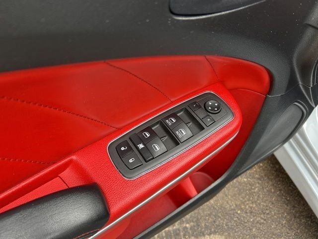 Used 2022 Dodge Charger Scat Pack w/ Dynamics Package image 11
