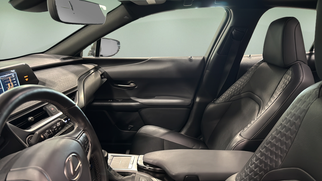 Used 2019 Lexus UX 200 F Sport FWD image 13