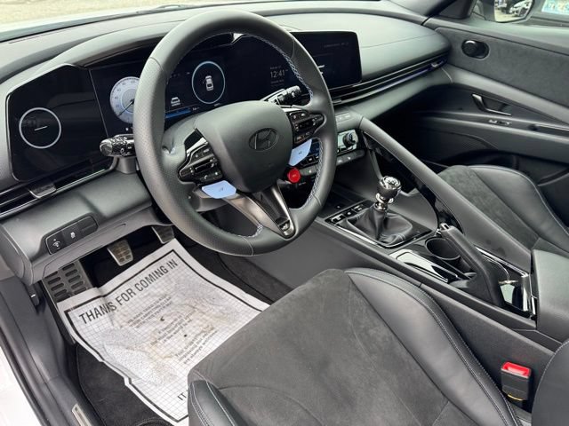 Used 2025 Hyundai Elantra N FWD image 12