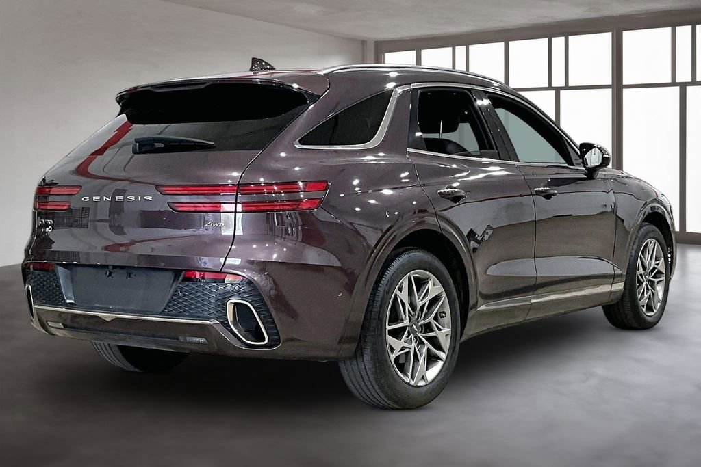 Used 2022 Genesis GV70 2.5T w/ Advanced Package AWD/4WD image 2