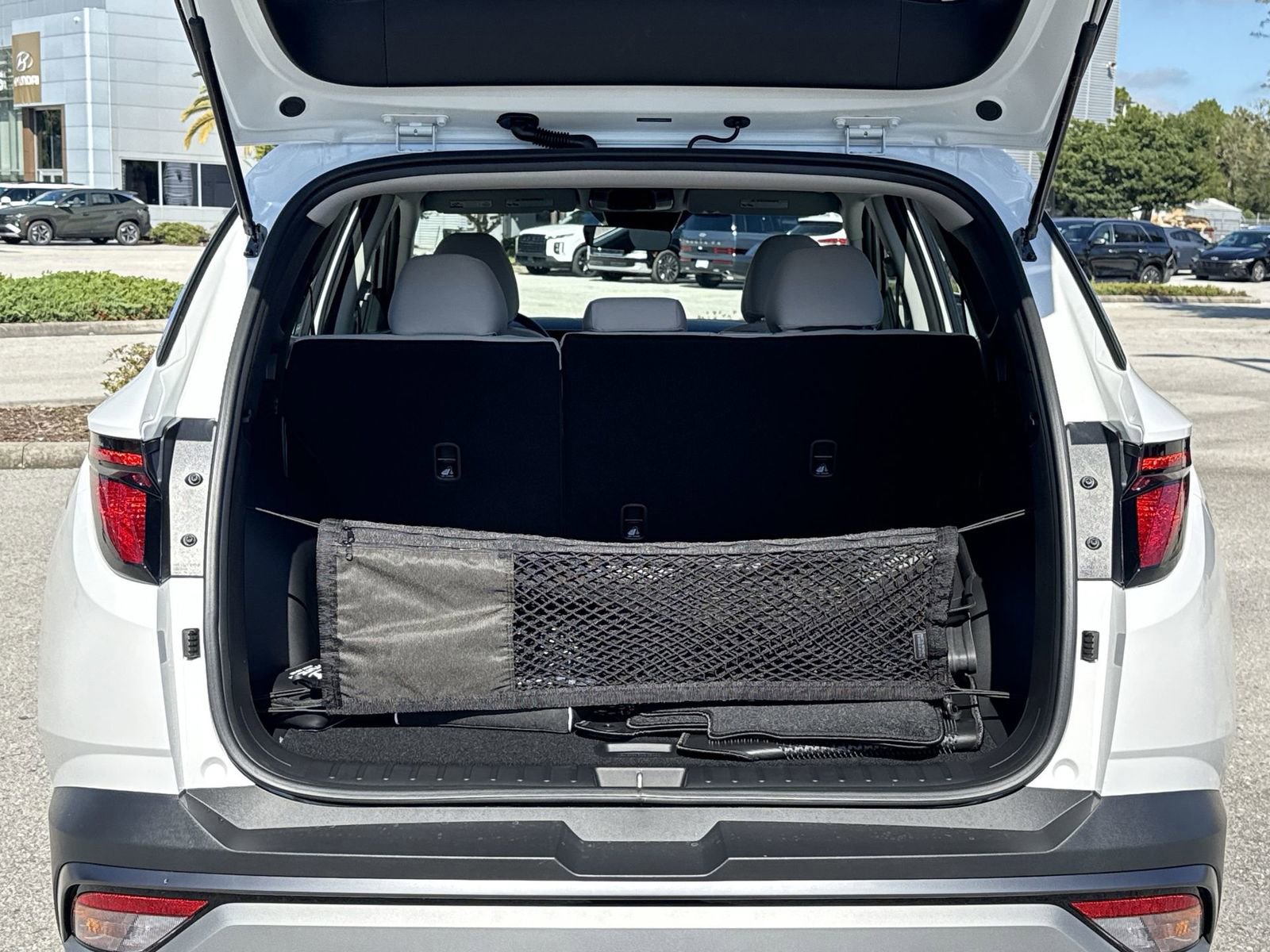 New 2026 Hyundai Tucson SE image 8