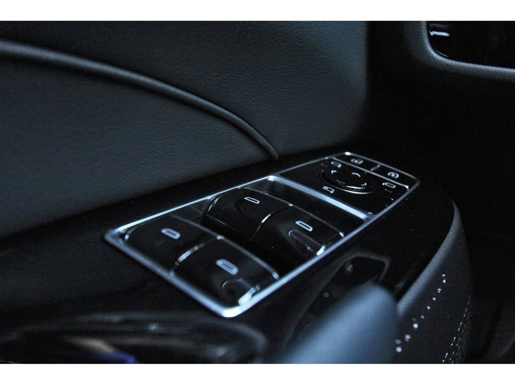 New 2026 Cadillac Lyriq Sport image 14