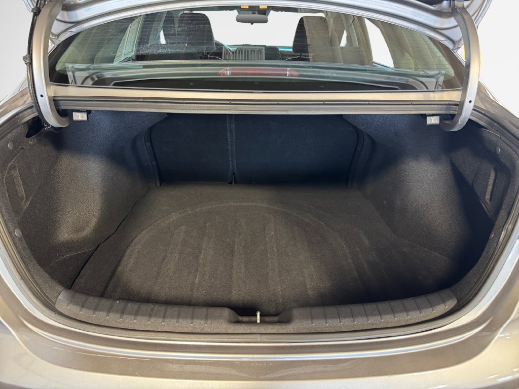 Certified 2024 Kia Forte LXS w/ LXS Technology Package FWD image 25