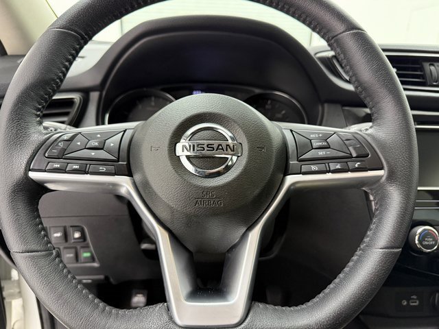 Used 2019 Nissan Rogue SV image 8