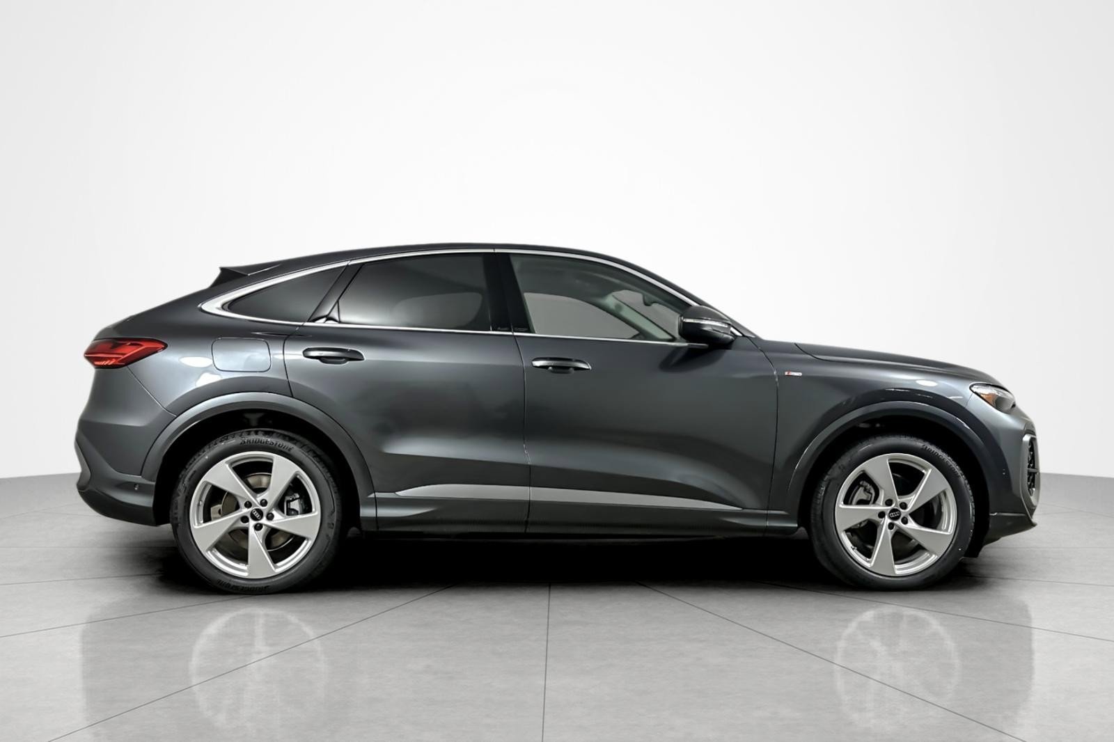 New 2025 Audi Q5 Prestige image 7