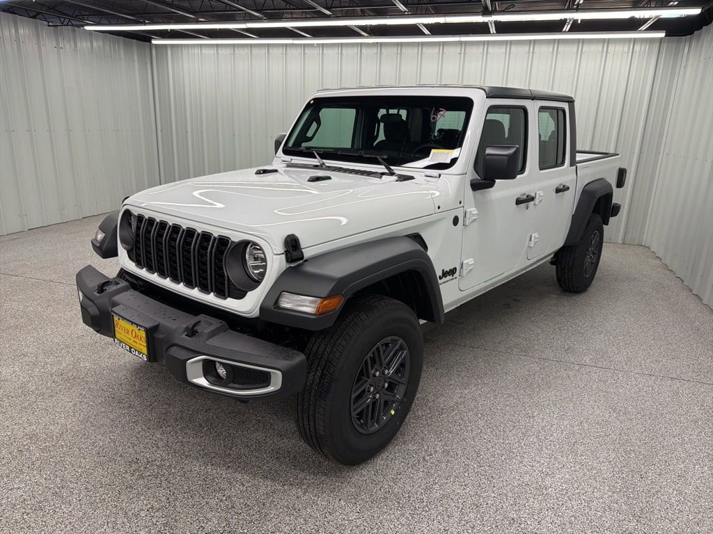 New 2026 Jeep Gladiator Sport image 3