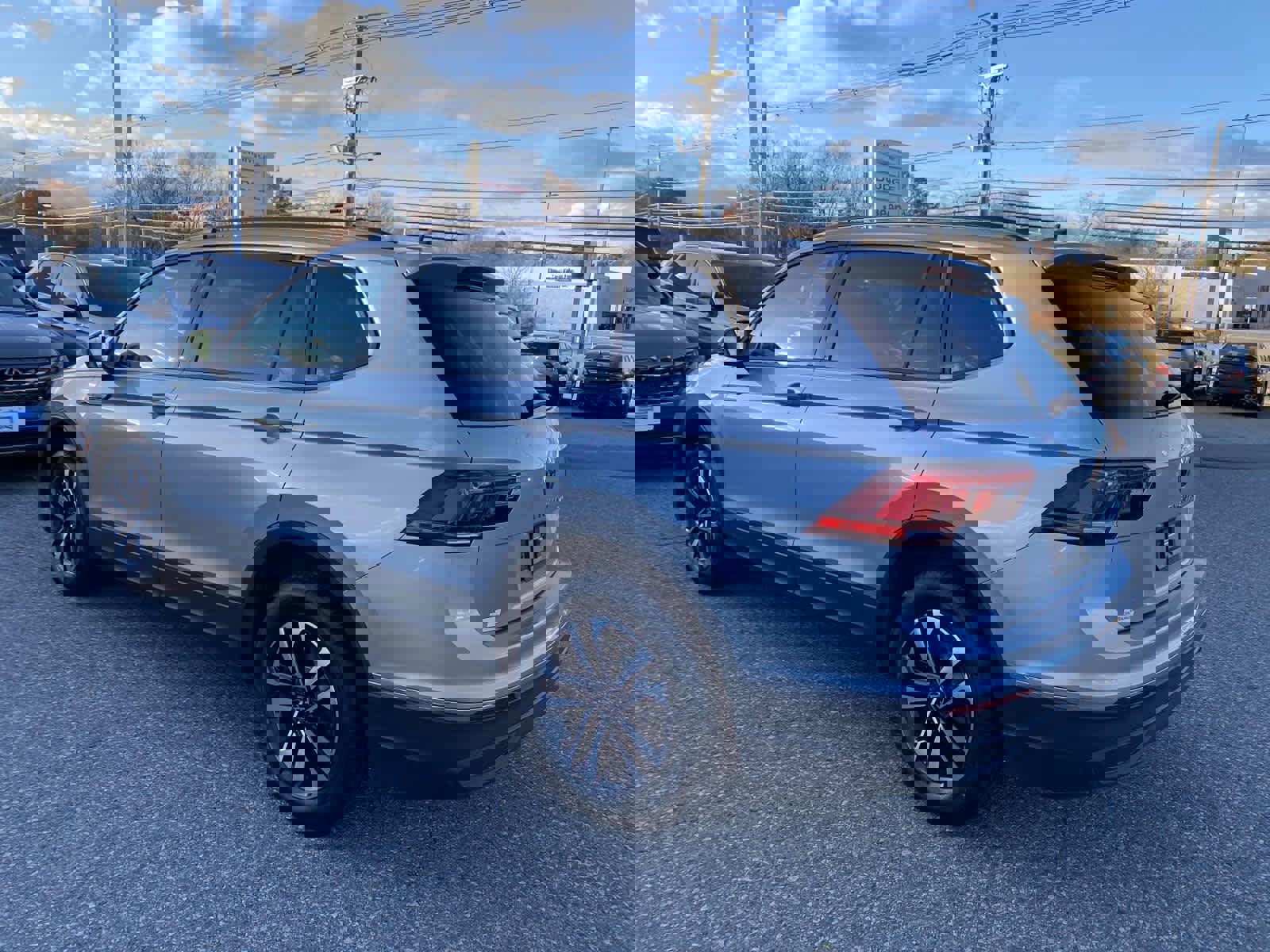 Used 2022 Volkswagen Tiguan S image 7