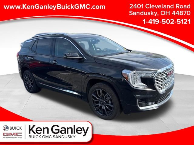 Used 2024 GMC Terrain Denali w/ Black Diamond Edition