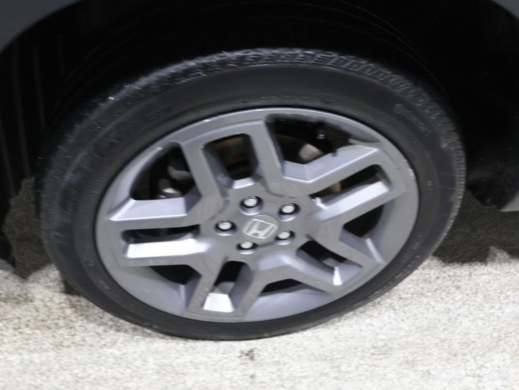 Used 2023 Honda Passport EX-L image 9