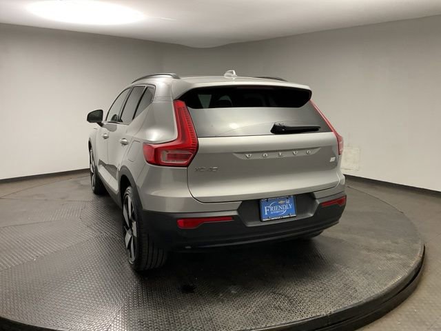 Used 2023 Volvo XC40 Recharge Ultimate image 5