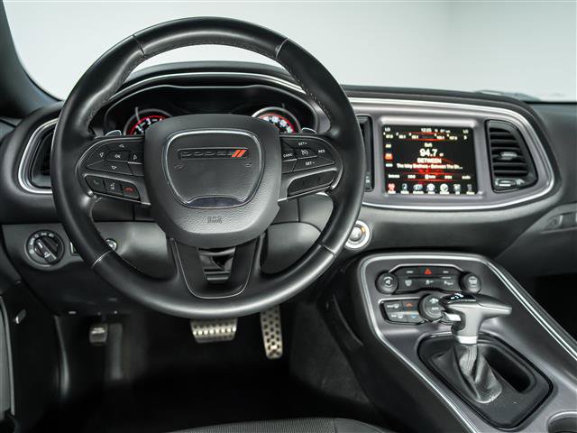 Used 2016 Dodge Challenger R/T Scat Pack RWD image 21