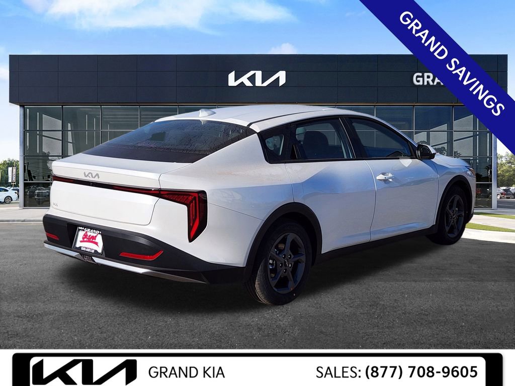 New 2026 Kia K4 LXS image 5