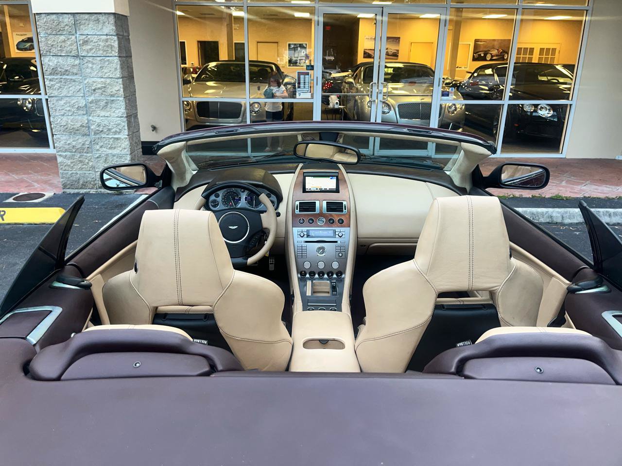Used 2007 Aston Martin DB9 Volante RWD image 35