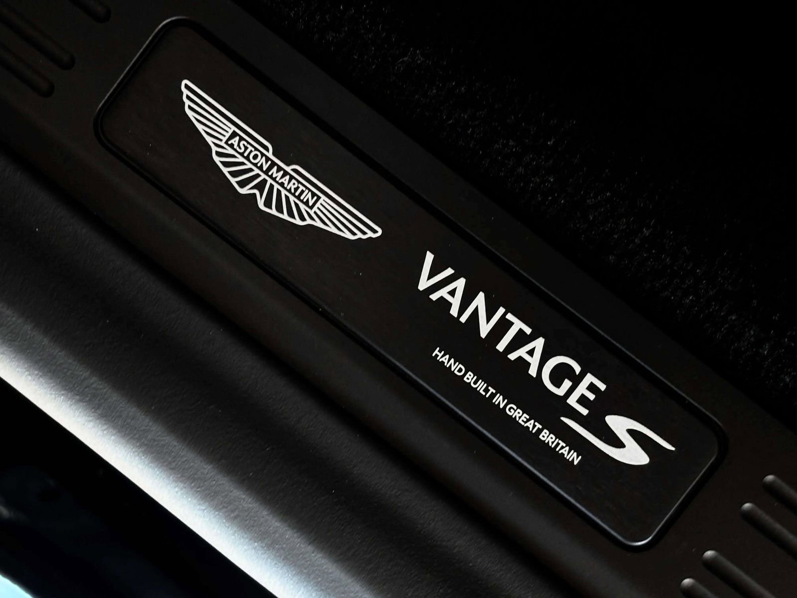 New 2026 Aston Martin V8 Vantage S image 22