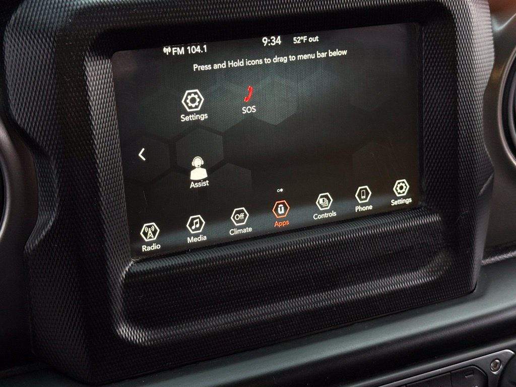 Used 2022 Jeep Wrangler Sport AWD/4WD image 12