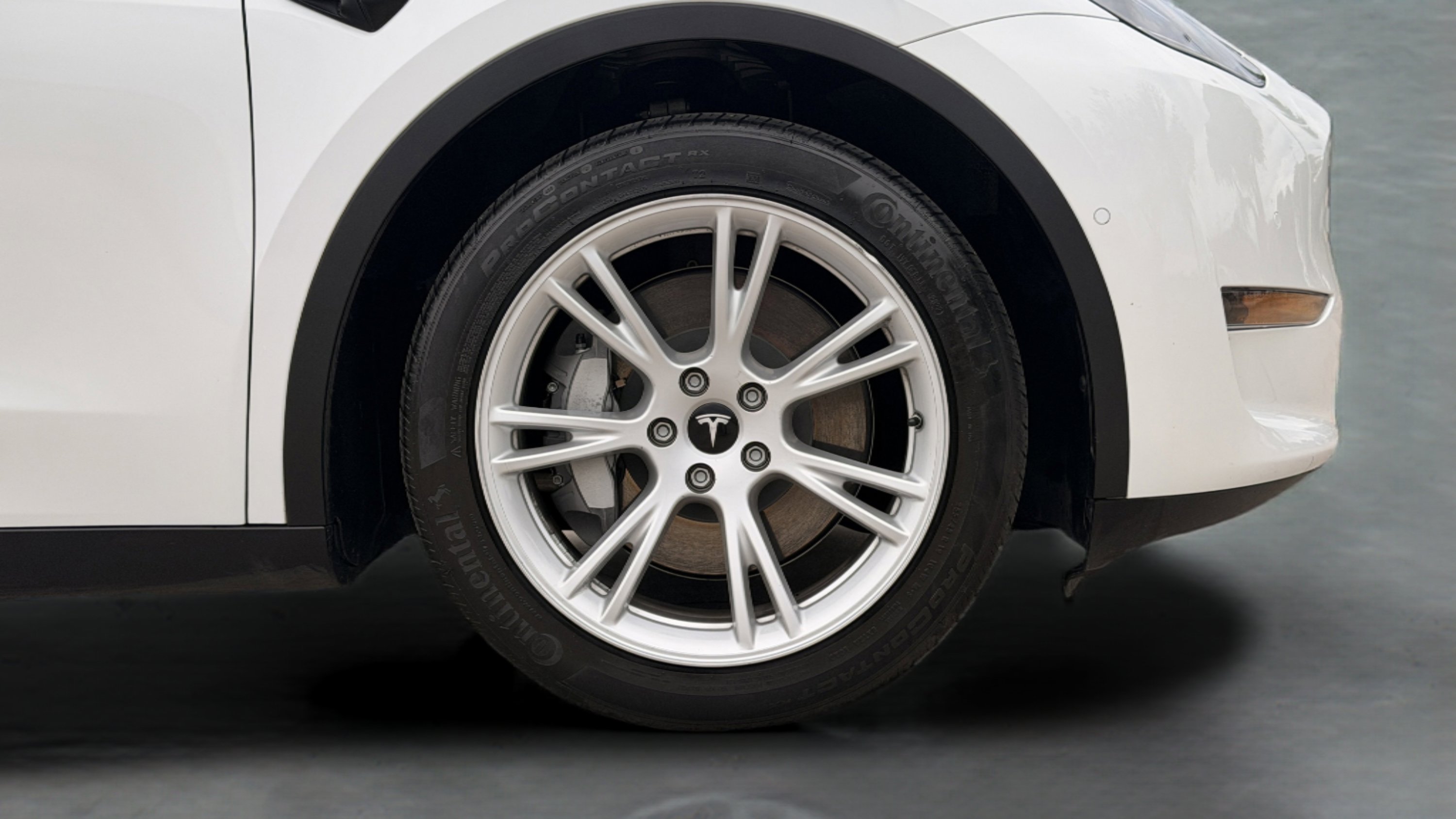 Used 2021 Tesla Model Y Long Range AWD/4WD image 57