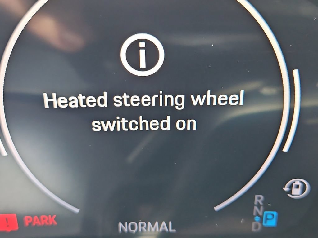 Certified 2025 Porsche Macan 4S Electric AWD/4WD image 26