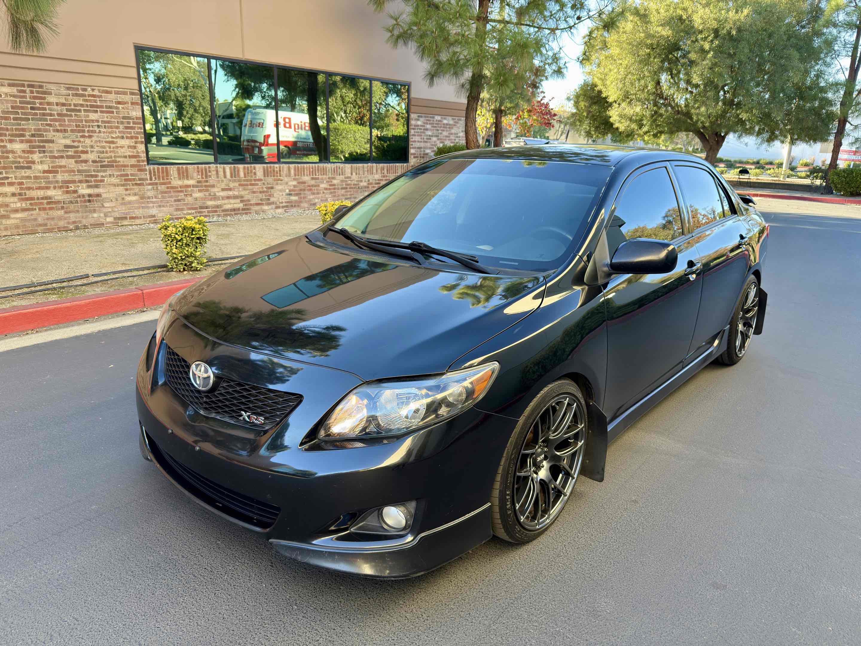 Used 2010 Toyota Corolla XRS image 5