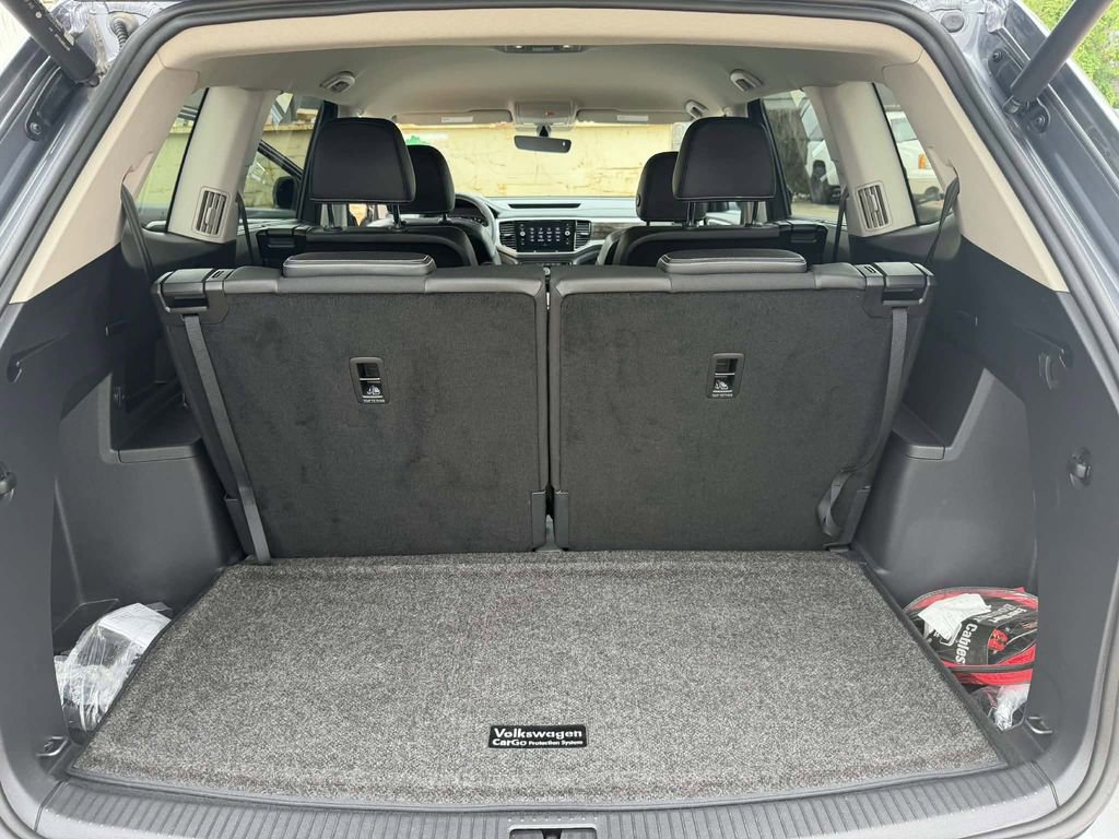 Used 2023 Volkswagen Atlas SE FWD image 17