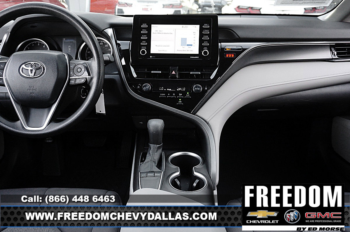 Used 2022 Toyota Camry LE image 15