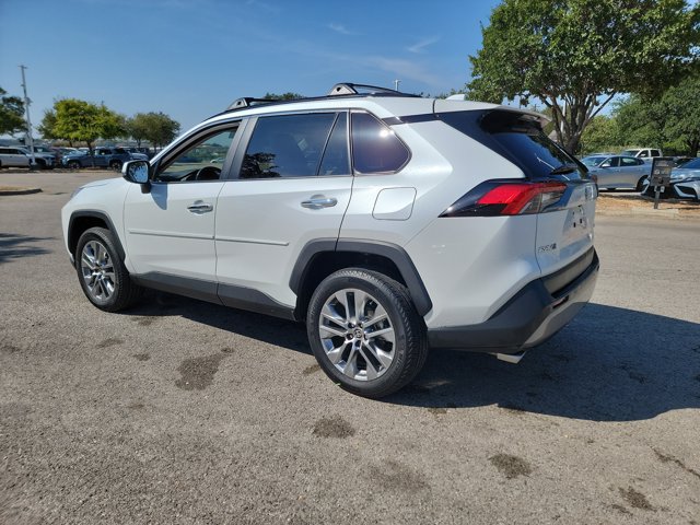 Used 2025 Toyota RAV4 Limited FWD image 7