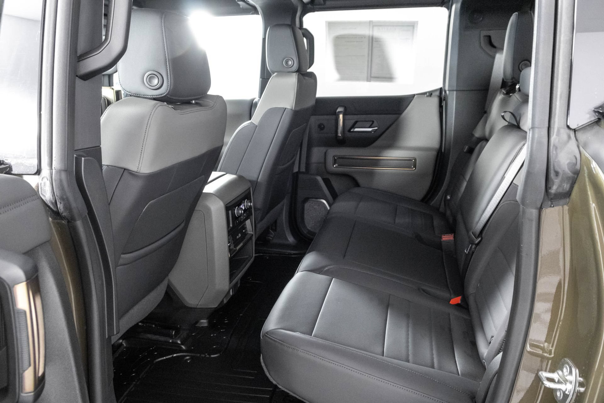 Used 2025 GMC Hummer EV 2X AWD/4WD image 35