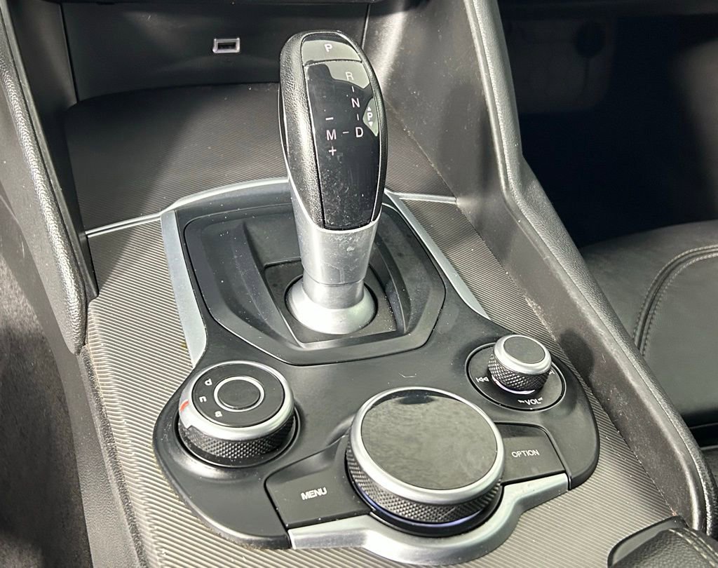 Used 2019 Alfa Romeo Giulia Ti Sport w/ Quick Order Package 22S Sport image 22