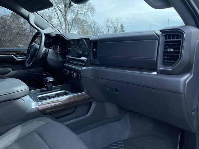 Used 2024 Chevrolet Silverado 1500 LT Trail Boss w/ Convenience Package II image 30