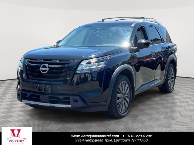 Used 2024 Nissan Pathfinder SL w/ SL Premium Package