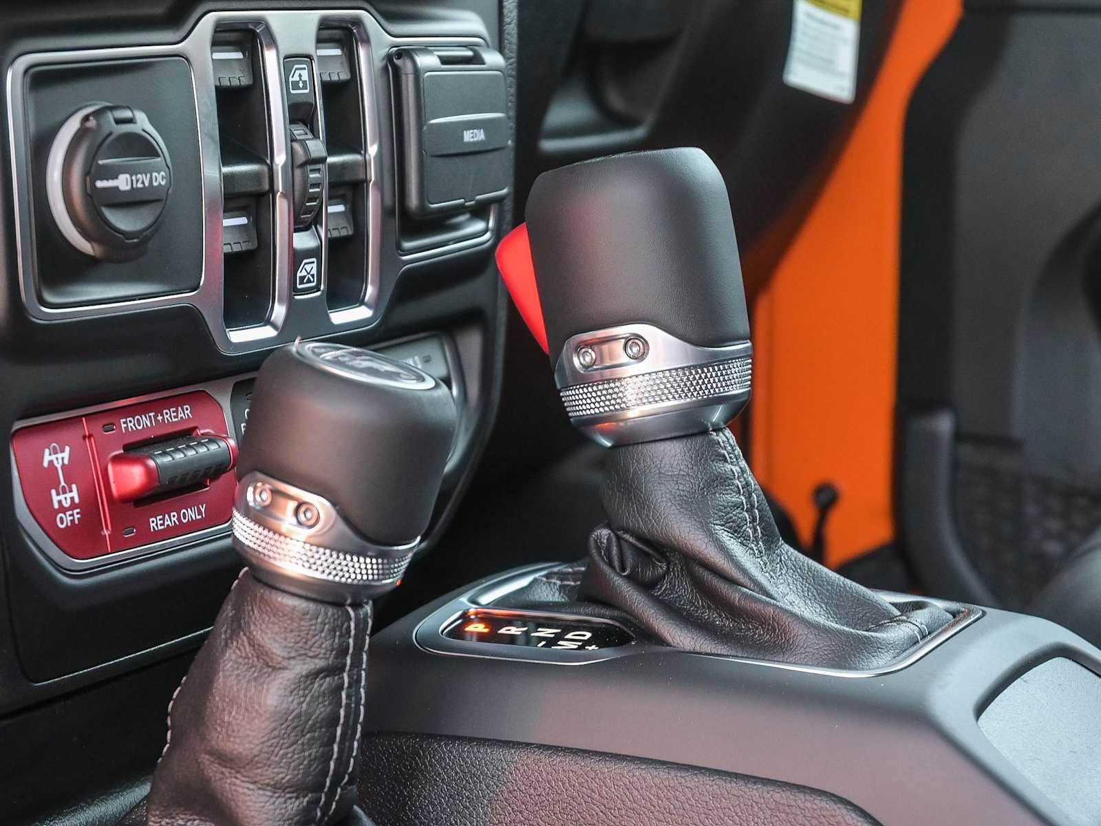 New 2025 Jeep Wrangler Unlimited Rubicon 392 image 27